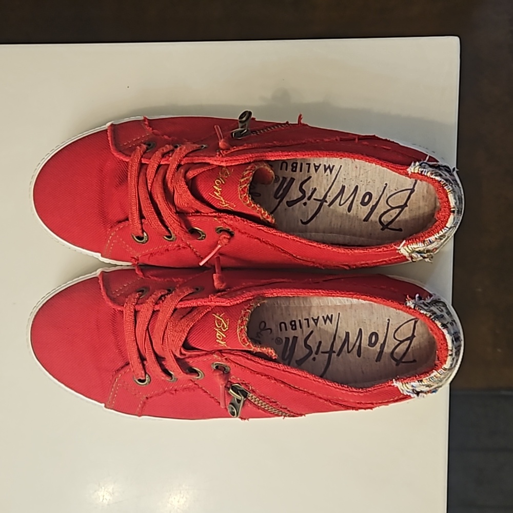 Blowfish Malibu Women's Sneakers RED Size 10